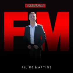 Filipe Martins, estate agent