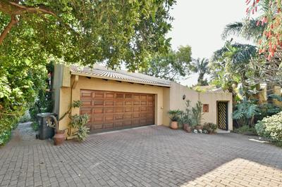 House For Sale in Glen Atholl, Sandton