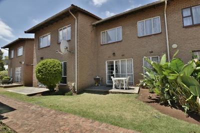 Duplex For Sale in Mayberry Park, Alberton