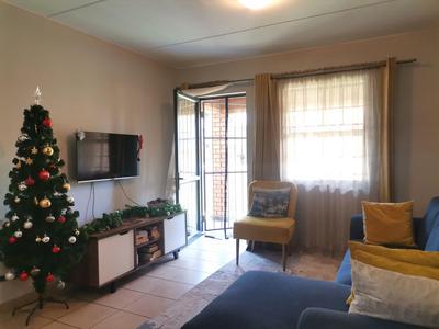 Apartment / Flat For Sale in Kibler Park, Johannesburg