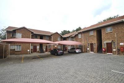 Apartment / Flat For Sale in Regents Park, Johannesburg