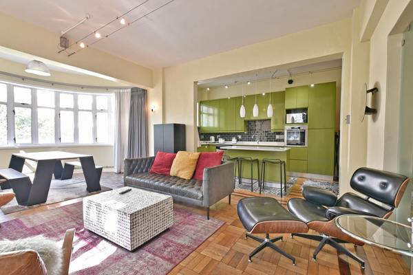 Apartment / Flat For Sale in Killarney, Johannesburg
