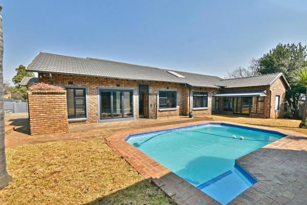 House For Sale in Mulbarton, Johannesburg