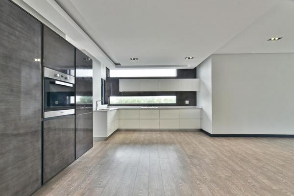 Apartment / Flat For Sale in Dunkeld West, Johannesburg