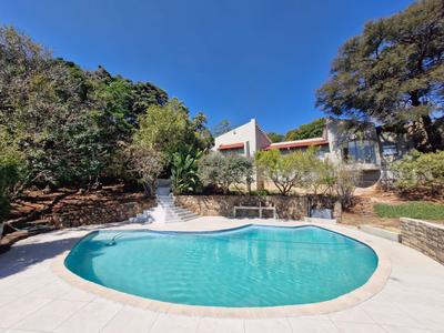 House For Sale in Glenvista, Johannesburg